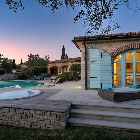 Villa Casa Villino Sveti Lovreč Pazenatički